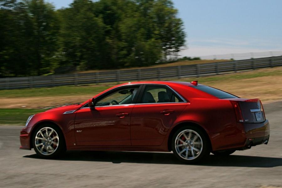  Cadillac CTS-V Coupe 2010 года  (фото 192 из 315)